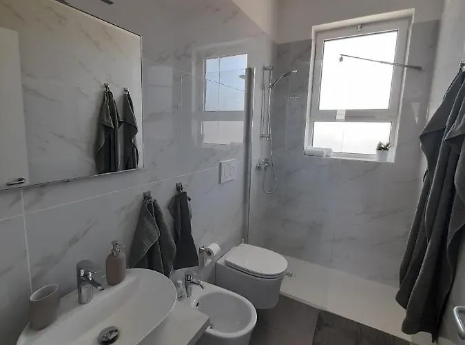 Cate A Mare San Foca